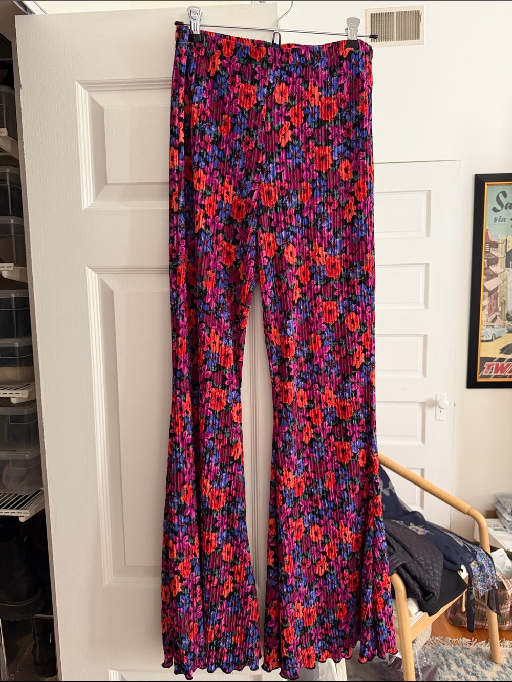 Red & Purple Floral Pleated Wide-Leg Pants